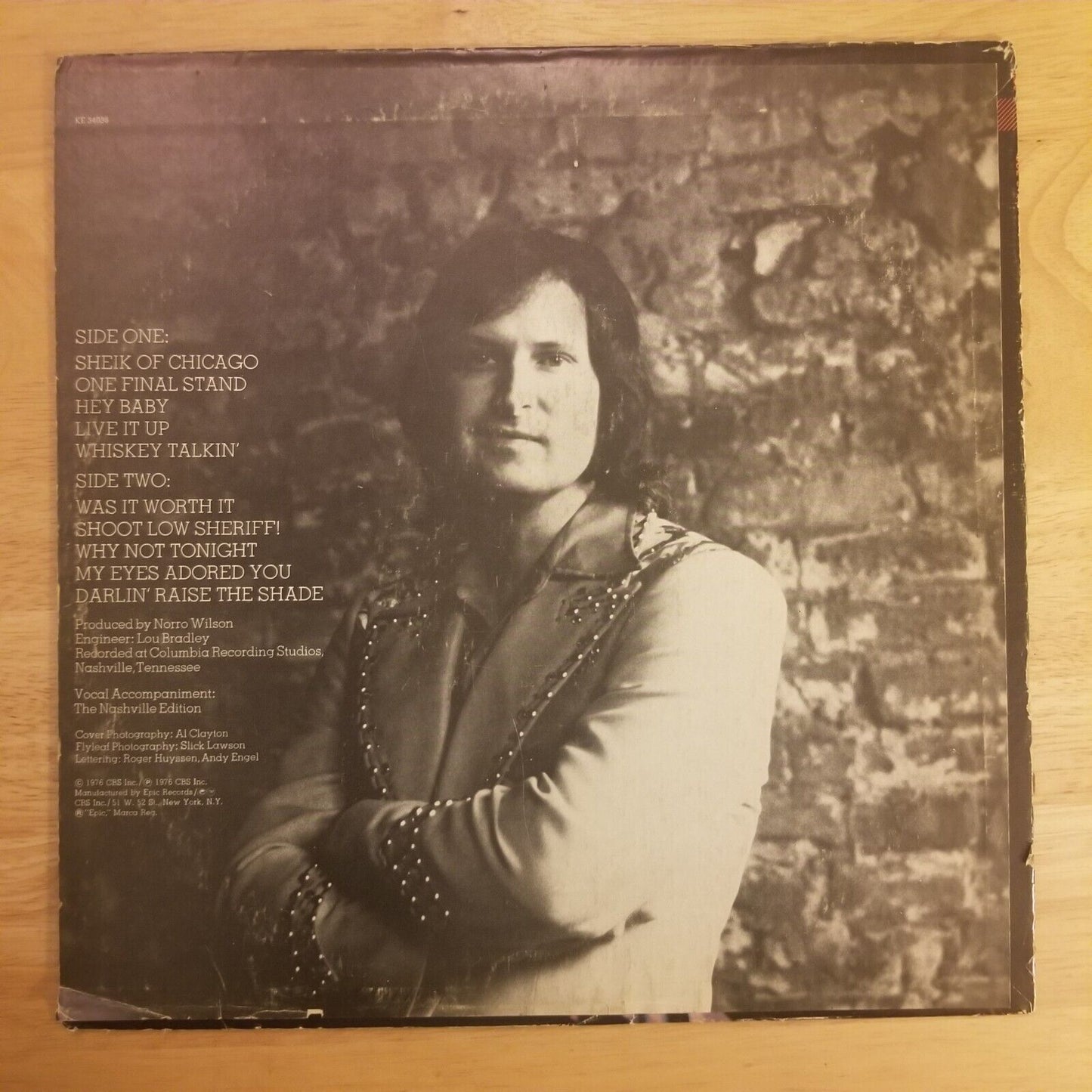 Joe Stampley - The Sheik Of Chicago - KE-34036 Vinyl Record LP
