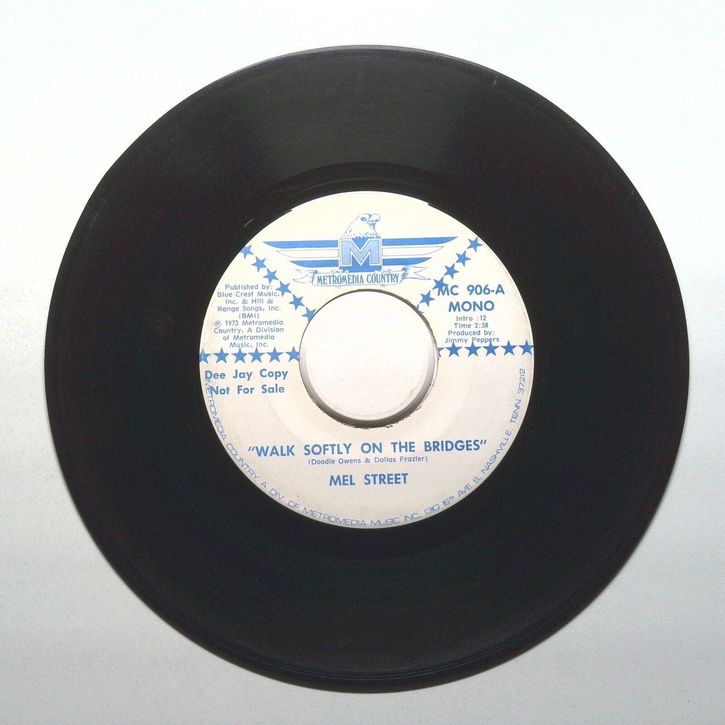Mel Street - Walk Softly On The Bridges - Vinyl 45 RPM 7"