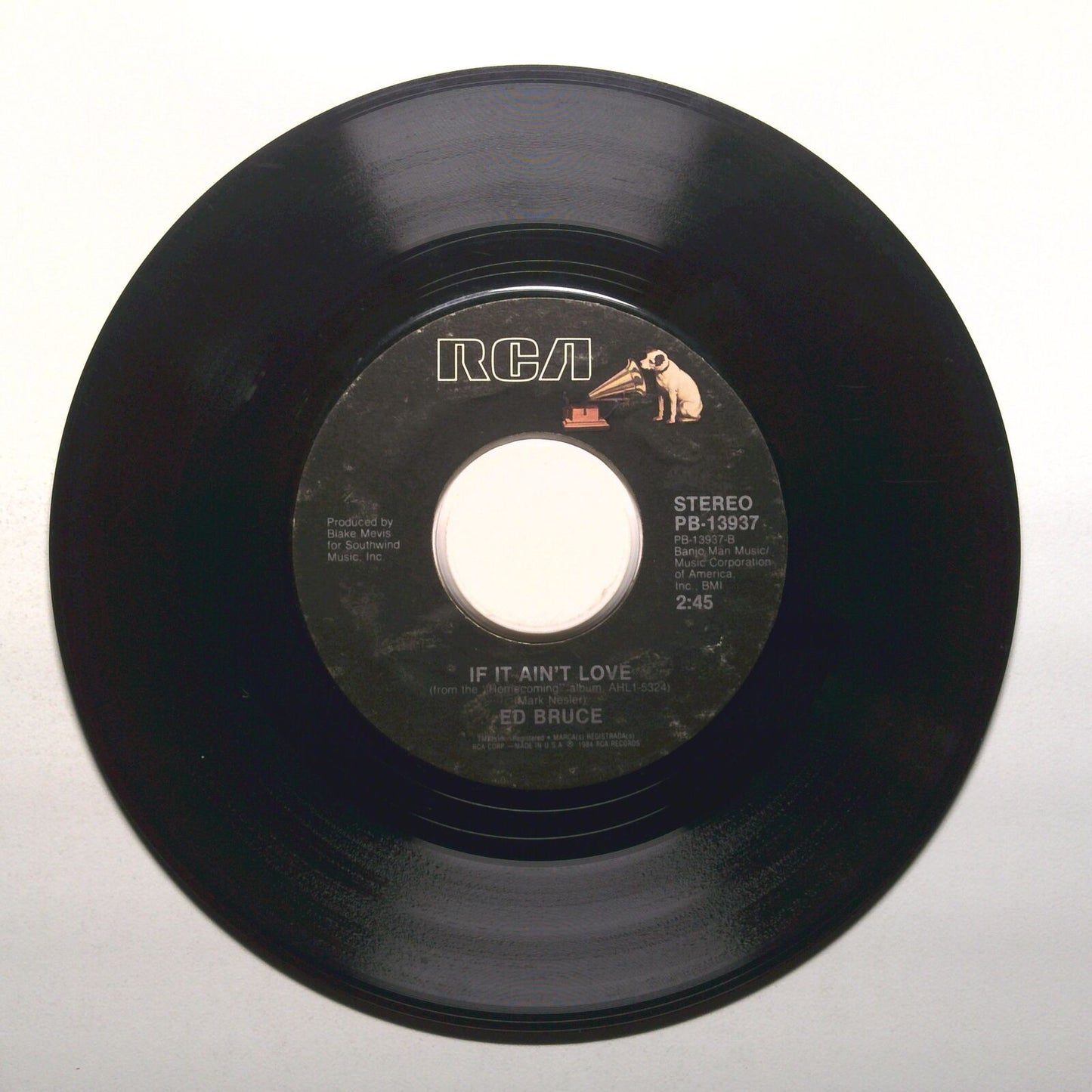 Ed Bruce - You Turn Me On (Like a Radio); If It Ain't Love - Vinyl 45 RPM 7"