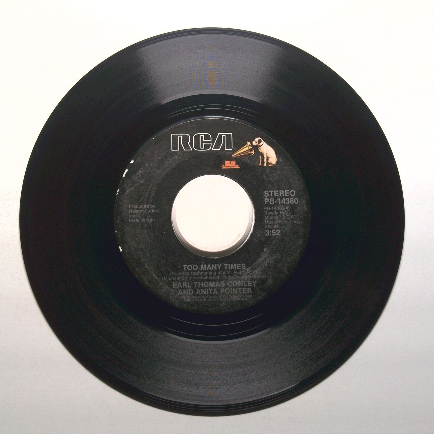 Earl Thomas Conley and Anita Pointer; Earl Thomas Conley - Too Many Times; Chang