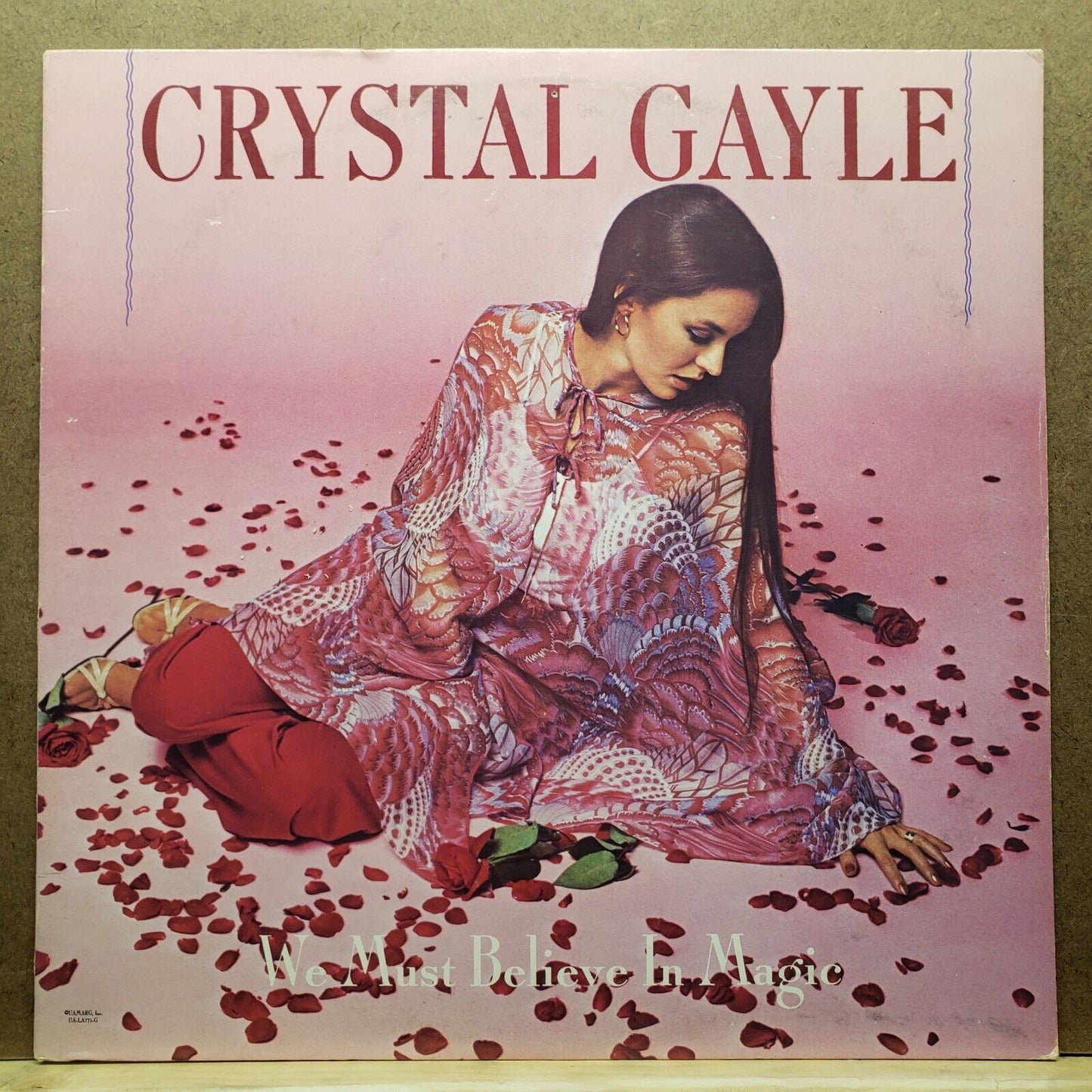 Crystal Gayle - We Must Believe In Magis - UA-LA771 - Vinyl Record LP