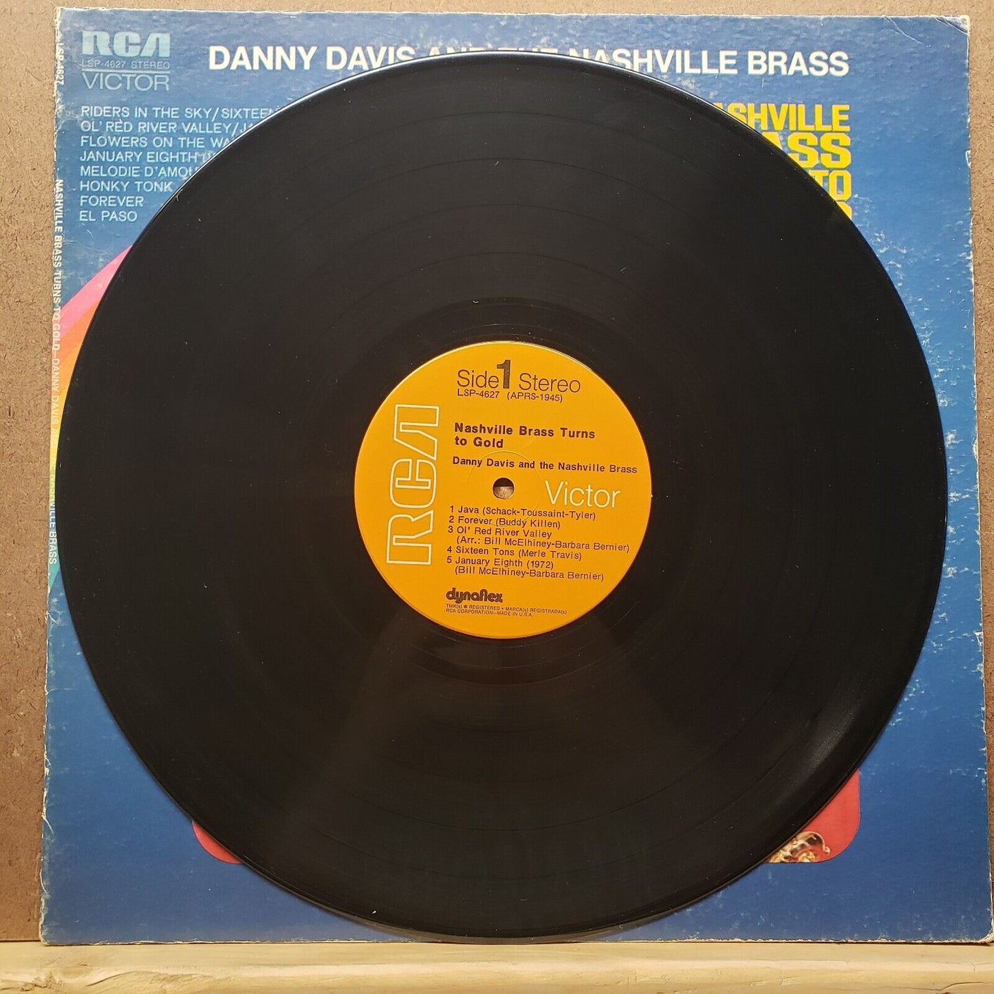 Danny Davis - Nashville Brass Turns To Gold - LSP 4627 - Vinyl Record LP