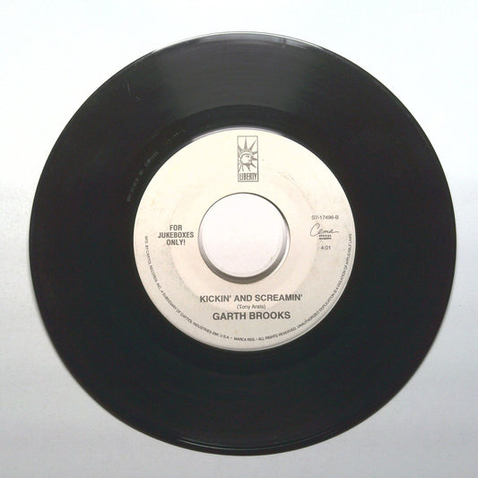 Garth Brooks - Kickin' And Screamin'; Ain't Going Down - 45 RPM 7" (Warped)
