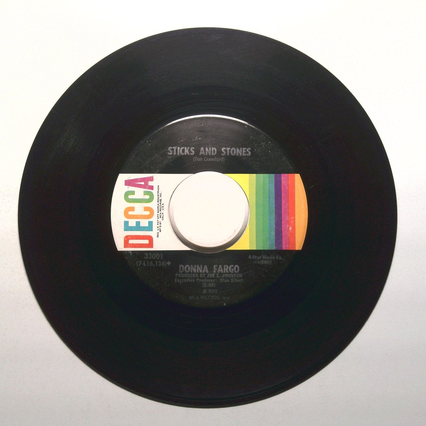 Donna Fargo - Sticks and Stones; Daddy - Vinyl Record 45 RPM 7"