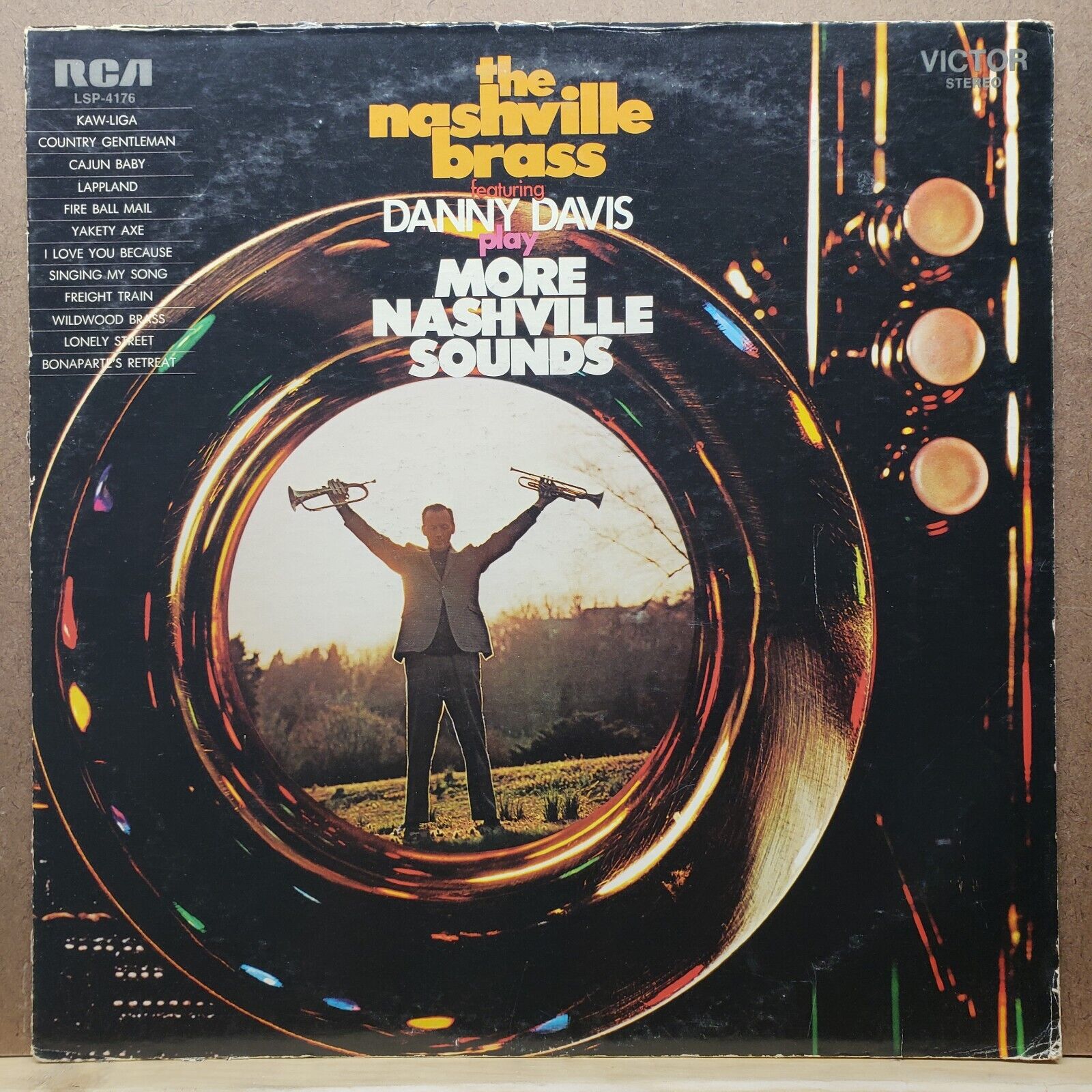 The Nashville Brass Featuring Danny Davis Play More Nashville sounds - Vinyl LP