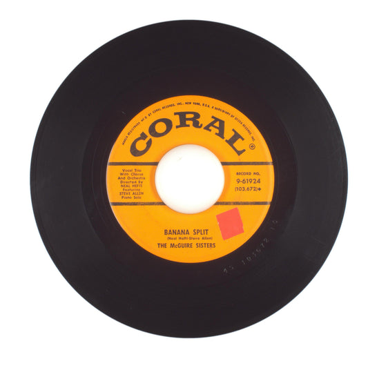 The McGuire Sisters - Banana Split; Sugartime - Vinyl Record 45 RPM 7"